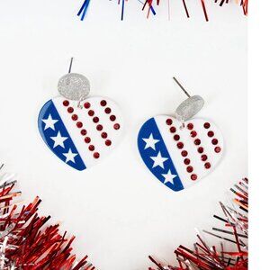 NWT BOUTIQUE  HEART FOR AMERICA      CRYSTAL ACRYLIC PATRIOTIC     EARRINGS